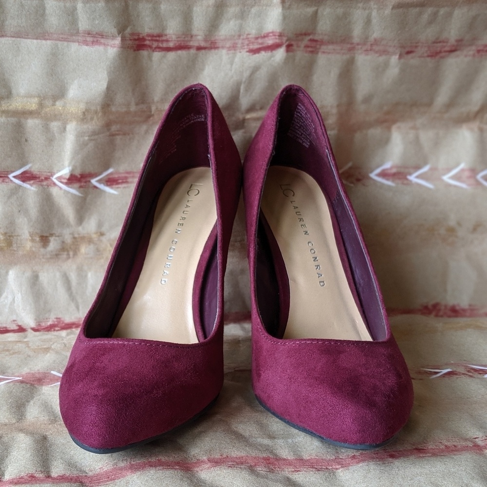 Lauren Conrad Stiletto Heel Blossom in Wine Size 8
